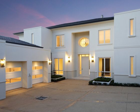 Decolite Eaves Closures