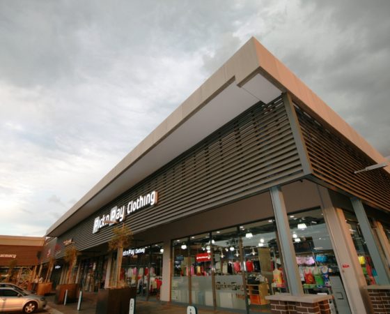 Custom cladding at a shopping centre by Decolite