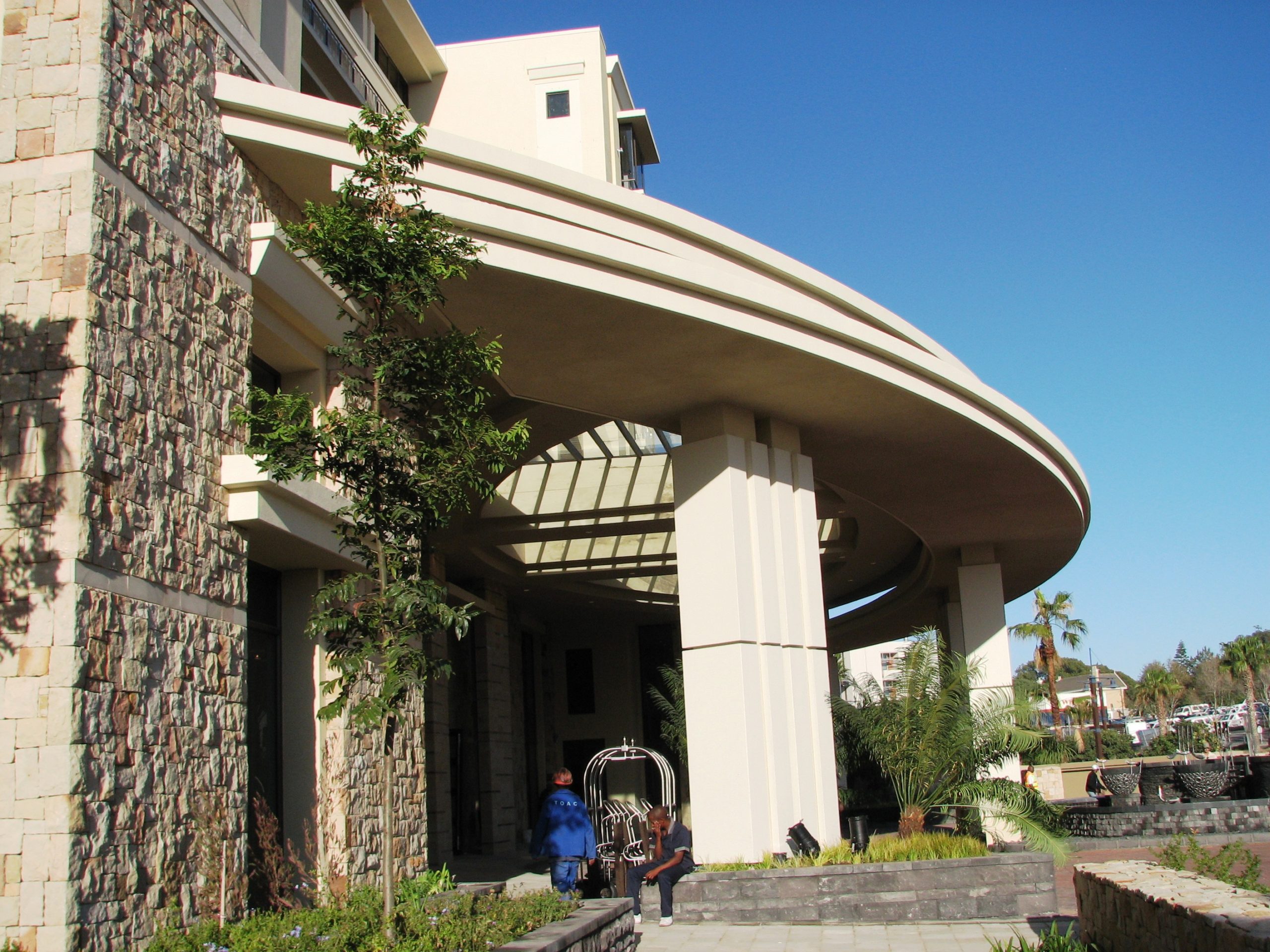 Grobuild column cladding for the Cape Town hotel One and Only