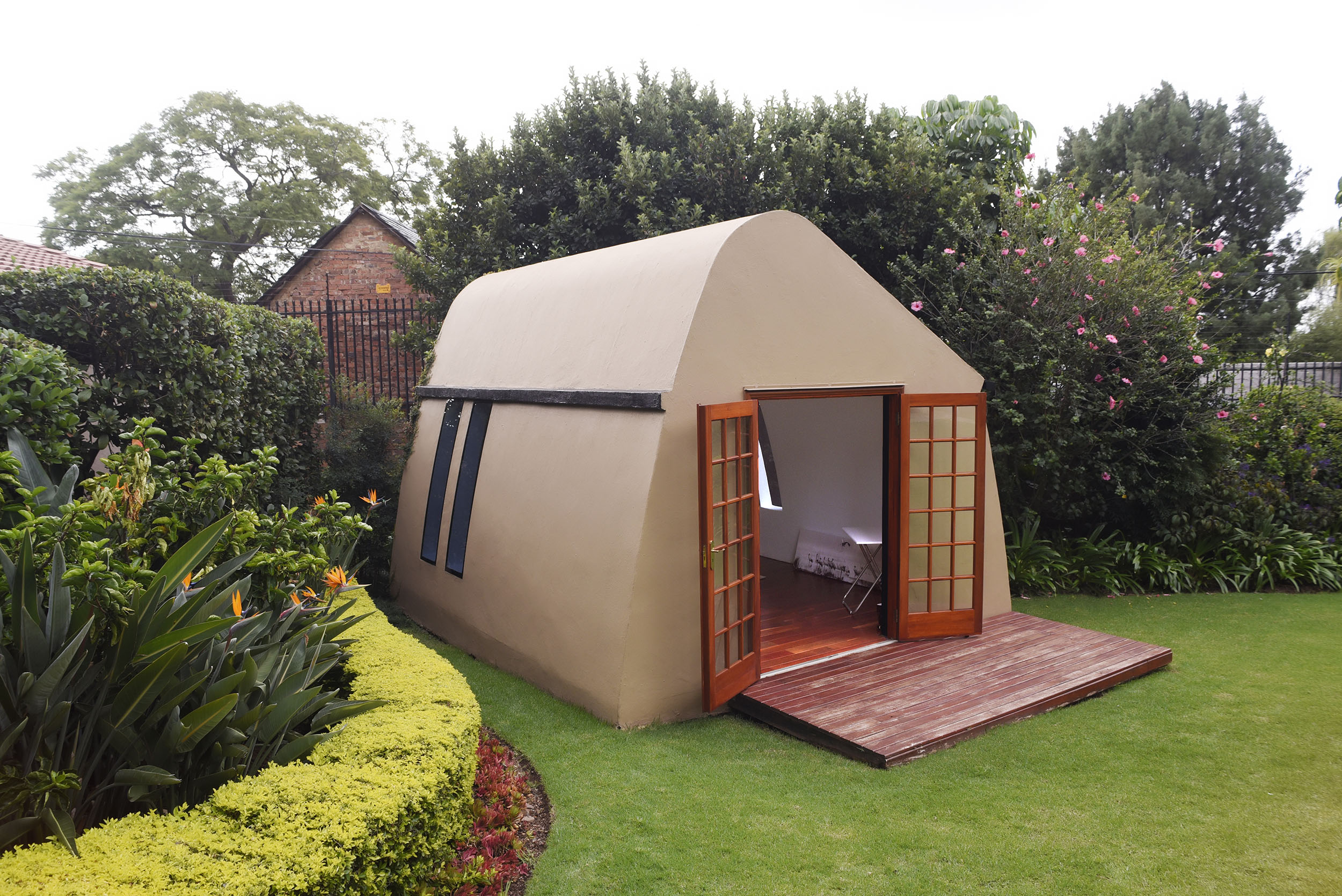 Grobuild Swiss embassy garden cottage in Pretoria with Citra